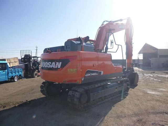 Image of  Doosan DX140LC-5 equipment image 2