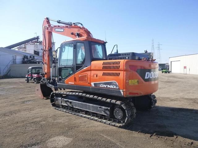 Image of  Doosan DX140LC-5 equipment image 3