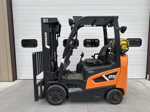 2019  Doosan GC25S-9 Equipment Image0