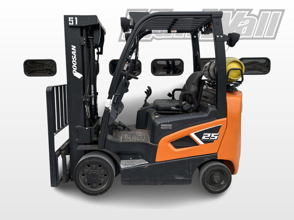 2019  Doosan GC25S-9 Image