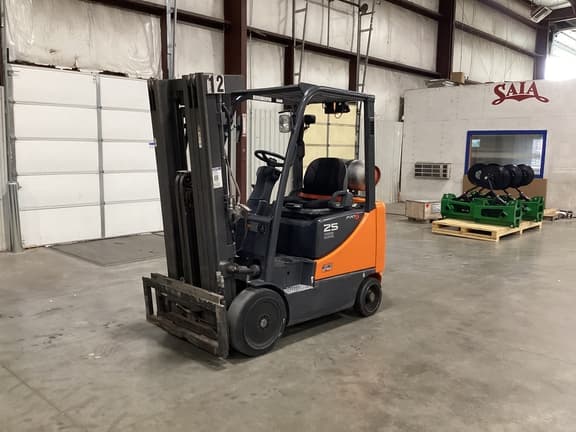 Image of  Doosan GC25P-5 equipment image 2