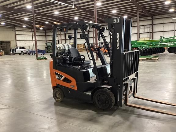 Image of  Doosan GC25S-9 equipment image 4