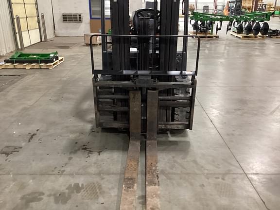 Image of  Doosan G30N-7 equipment image 2