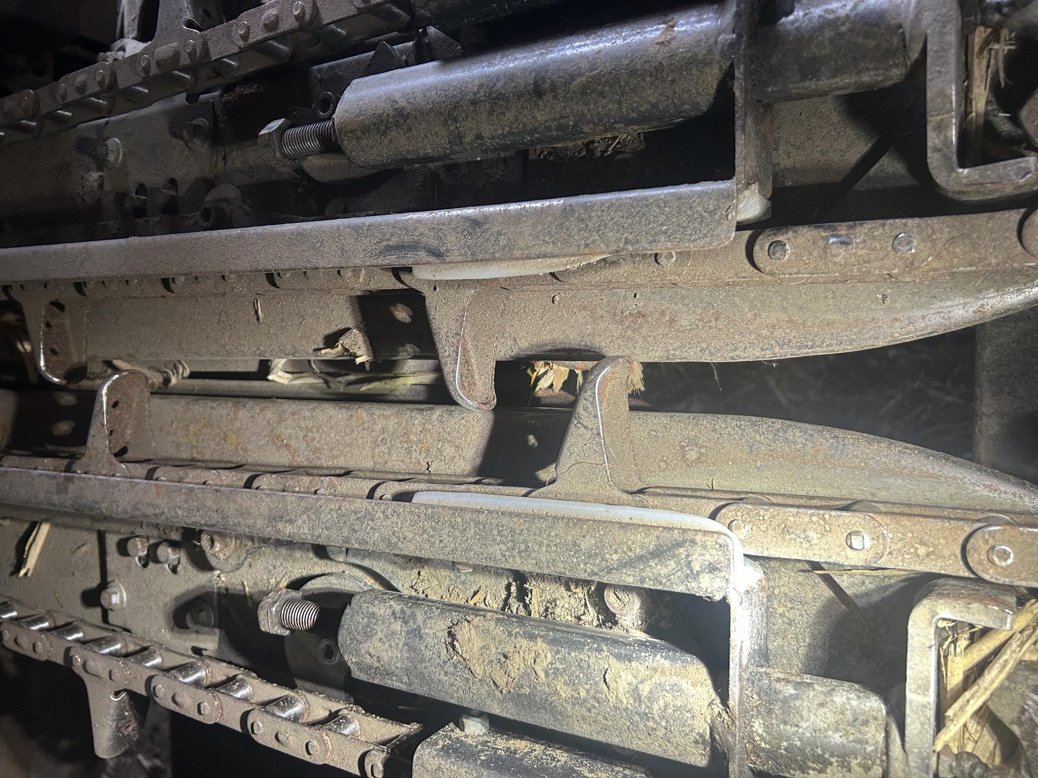 2019 Drago 1230F GT Equipment Image0