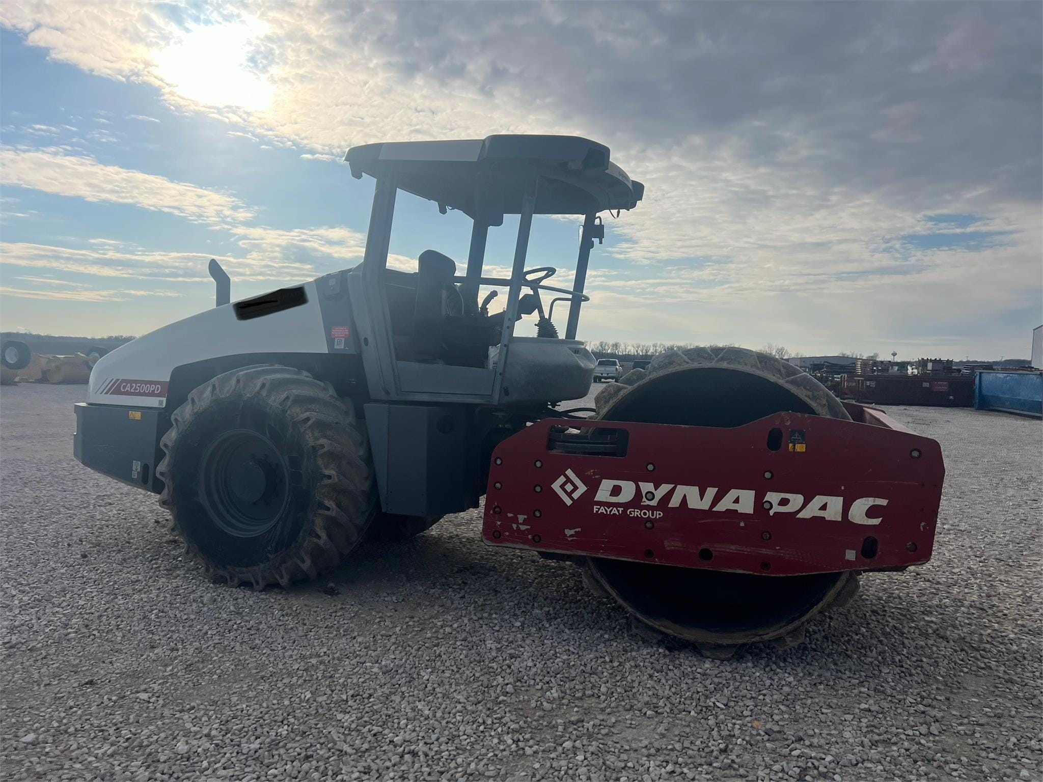 Main image DYNAPAC  CA2500PD