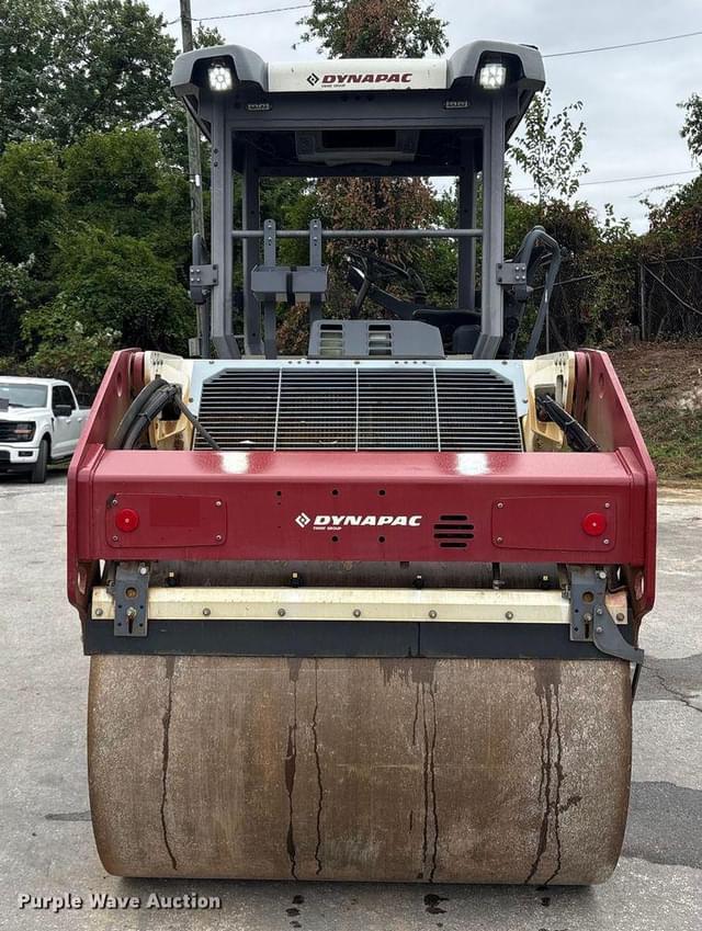 Image of DYNAPAC CC2200 equipment image 1