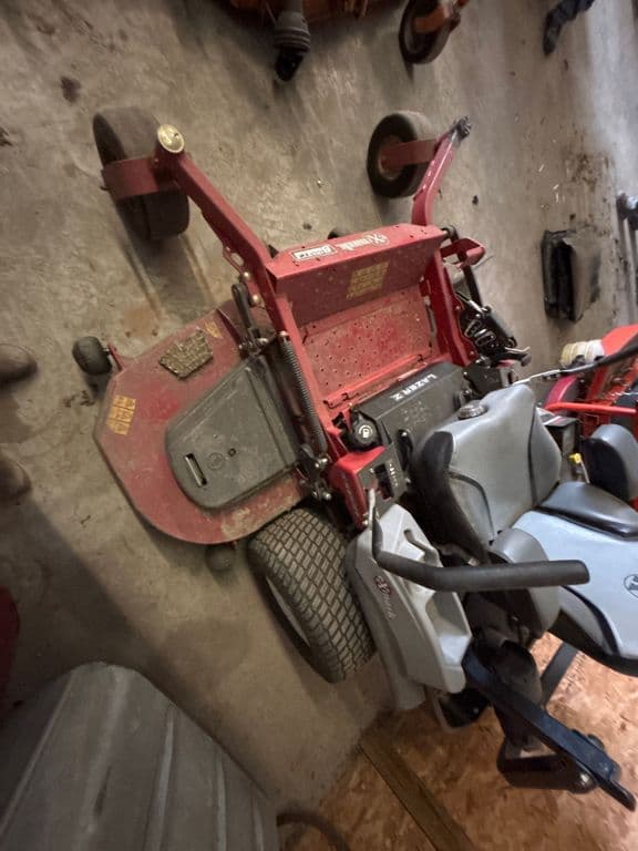 Image of Exmark LZX980EKC726 equipment image 4