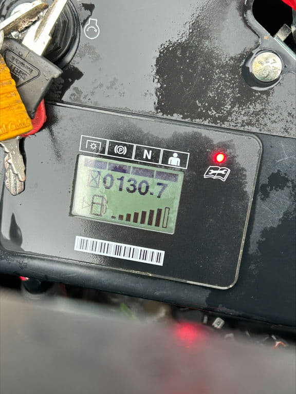 Image of Exmark LZS740 equipment image 4