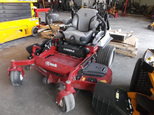 Image of Exmark Lazer Z equipment image 1