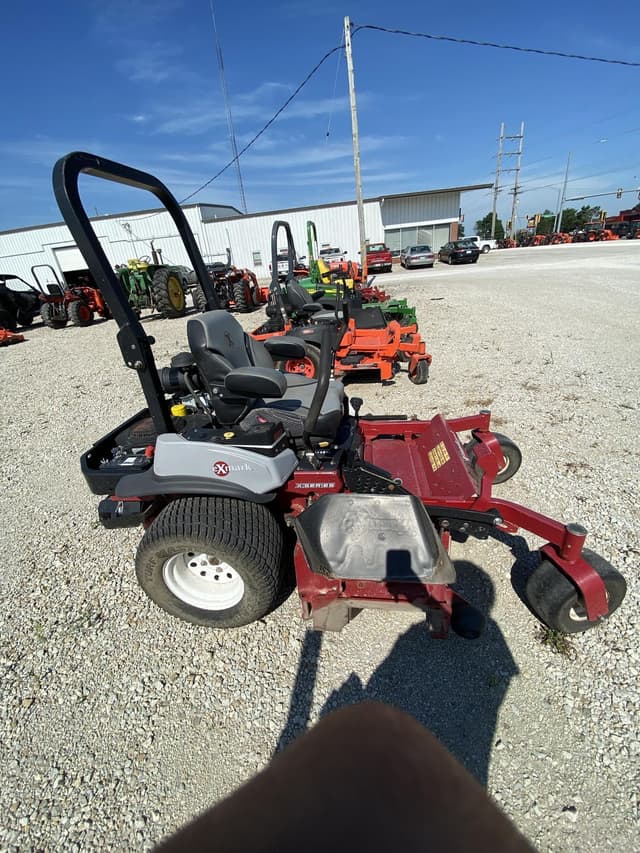 Image of Exmark LZX940EKC606W0 equipment image 3
