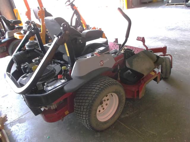 Image of Exmark LZX940EKC606W0  equipment image 4