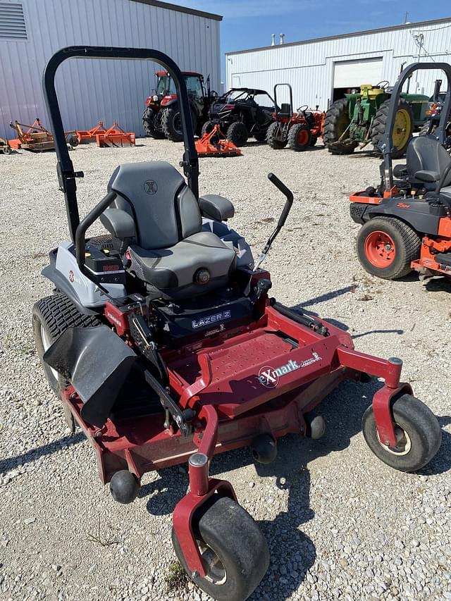 Image of Exmark LZX940EKC606W0  equipment image 2
