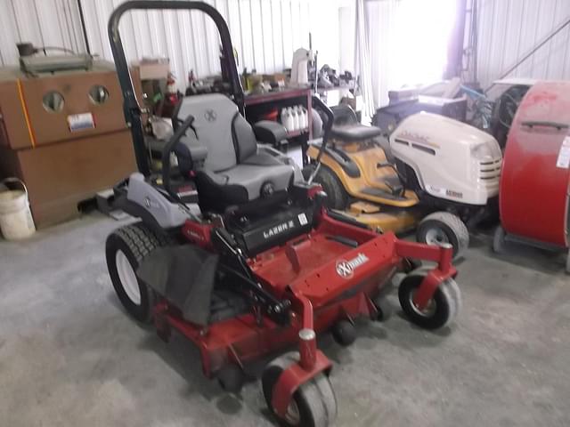 Image of Exmark LZX940EKC606W0  equipment image 2