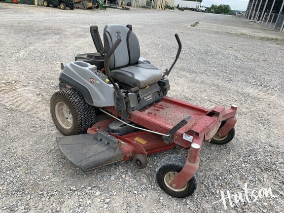2019 Exmark Quest Equipment Image0