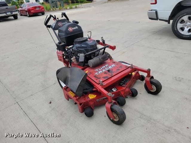 Image of Exmark Turf Tracer equipment image 2