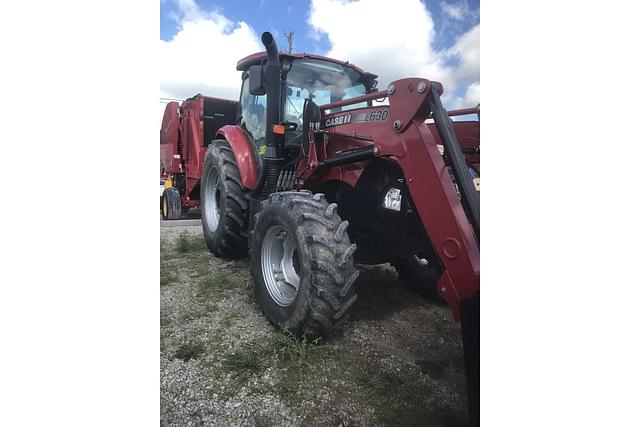 Image of Case IH Farmall 100C equipment image 2