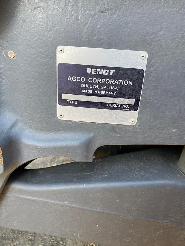 Image of Fendt 724 Vario equipment image 4