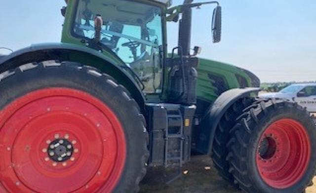 Image of Fendt 933 Vario equipment image 1