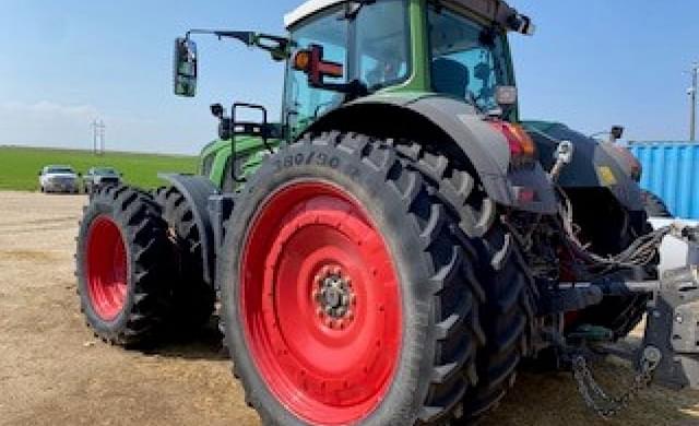 Image of Fendt 933 Vario equipment image 4