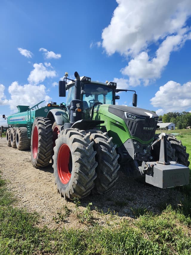 Image of Fendt 1042 Vario equipment image 1