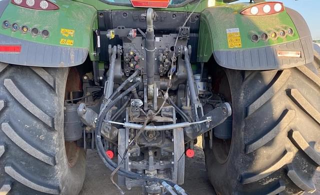 Image of Fendt 724 Vario equipment image 3