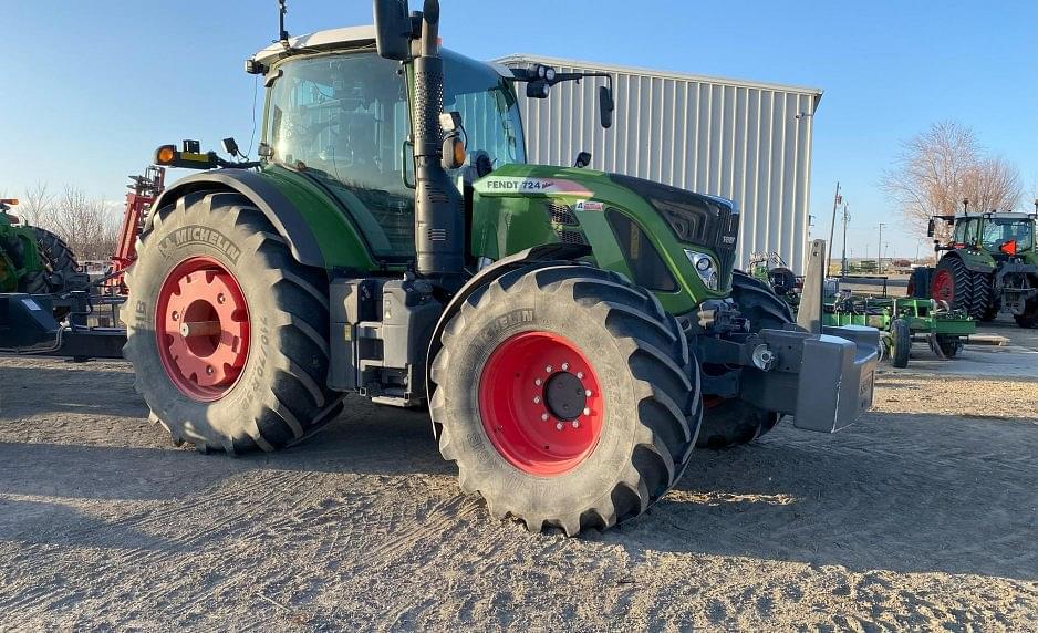 Image of Fendt 724 Vario Primary image