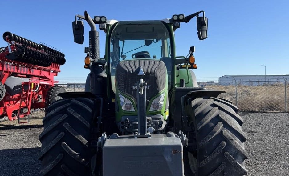 2019 Fendt 724 Vario Equipment Image0