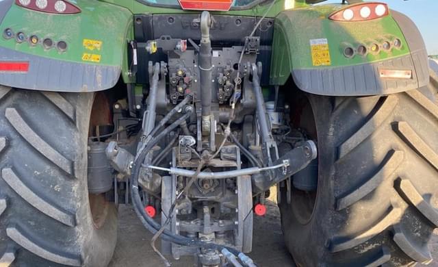 Image of Fendt 724 Vario equipment image 3