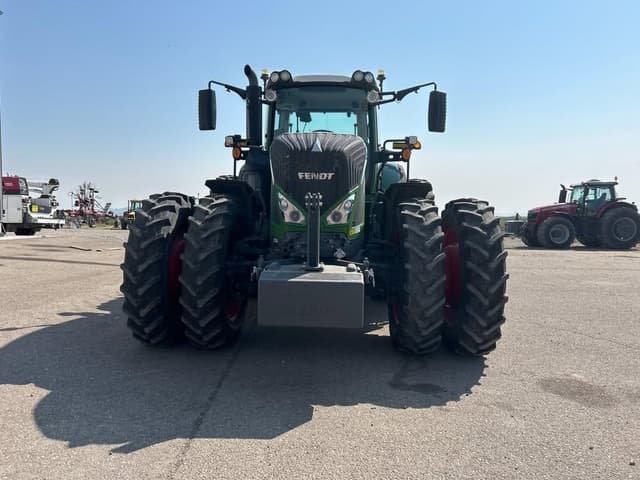 Image of Fendt 933 Vario equipment image 2