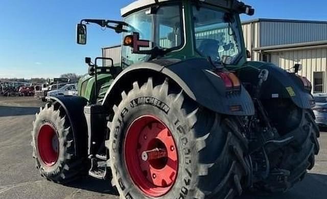 Image of Fendt 933 Vario equipment image 3