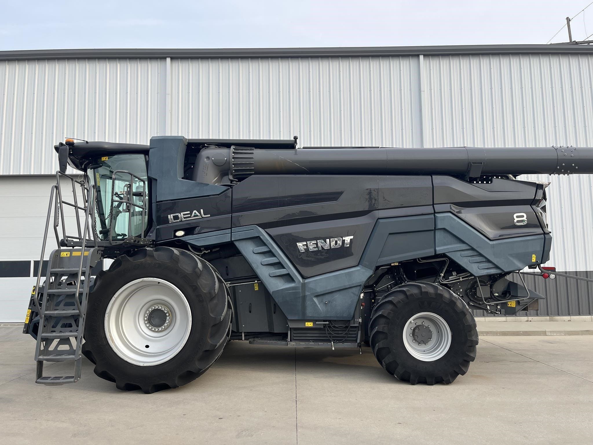 2019 Fendt IDEAL 8 Equipment Image0