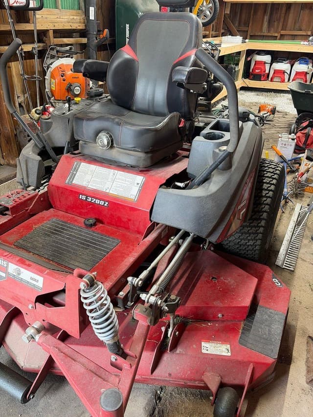 Image of Ferris IS3200Z equipment image 2