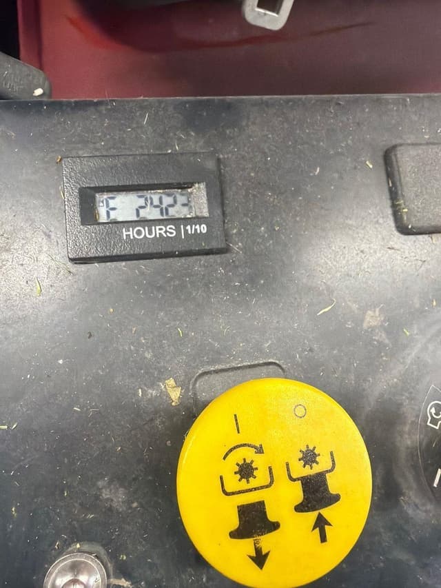Image of Ferris IS3200Z equipment image 4