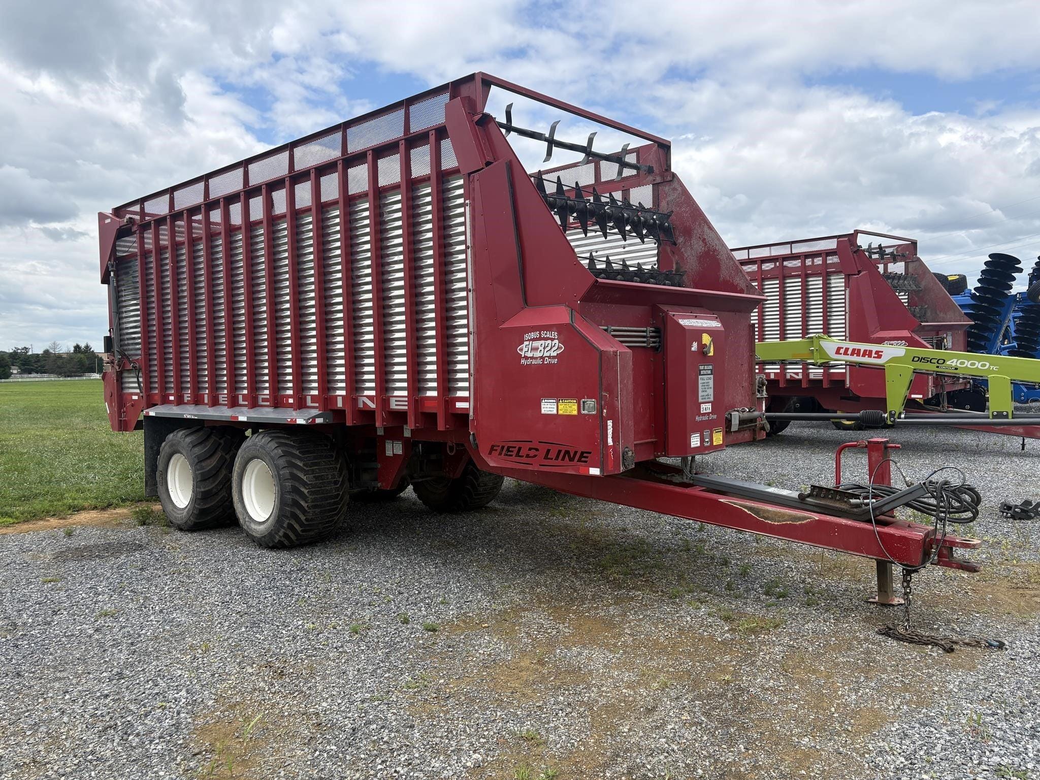 2019 Fieldline FL822 Equipment Image0