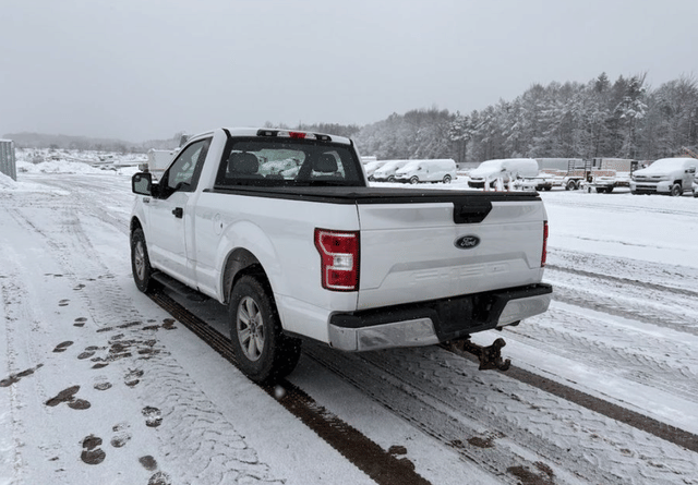Image of Ford F-150 equipment image 2