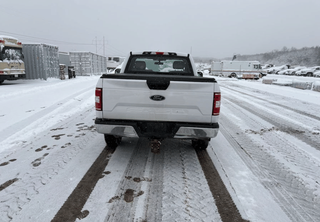 Image of Ford F-150 equipment image 3