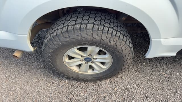 Image of Ford F-150 equipment image 4