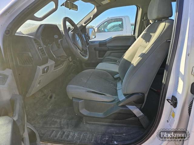 Image of Ford F-150 equipment image 2