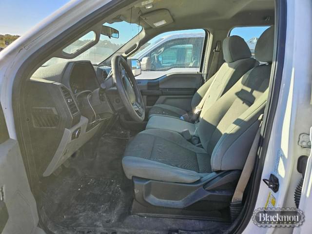 Image of Ford F-150 equipment image 3