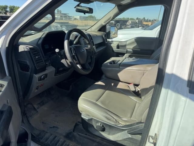 Image of Ford F-150 equipment image 2