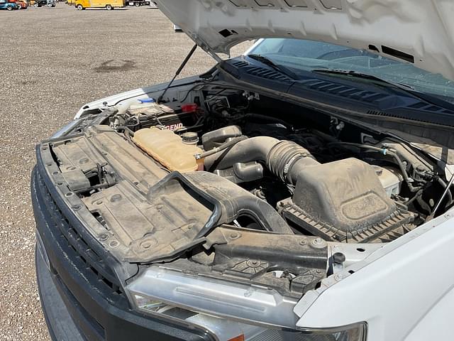 Image of Ford F-150 equipment image 4