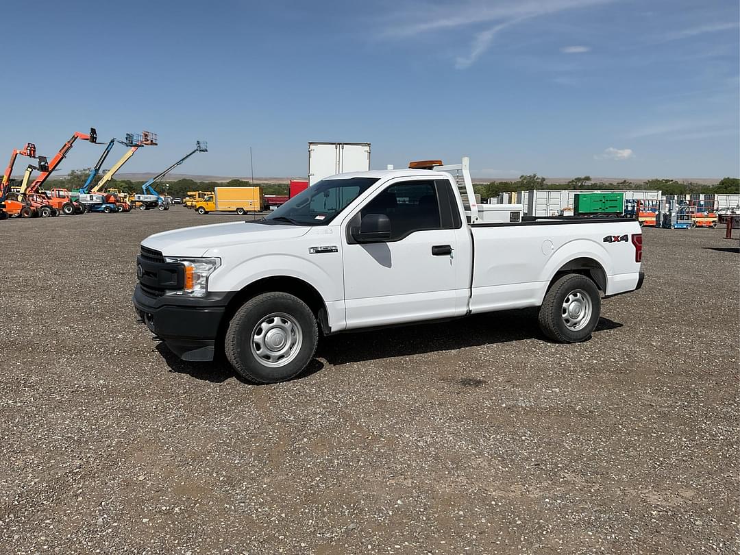 Image of Ford F-150 Primary image