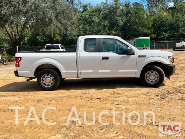 Image of Ford F-150 equipment image 3