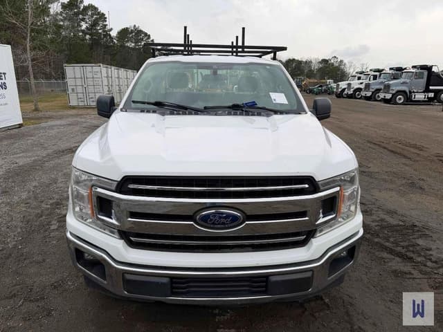 Image of Ford F-150 equipment image 1