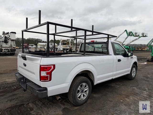 Image of Ford F-150 equipment image 3