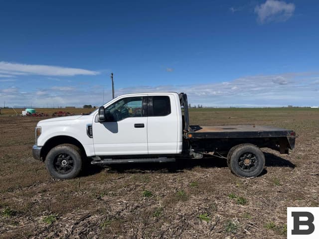 Image of Ford F-250 equipment image 2