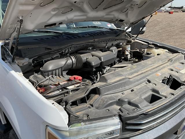 Image of Ford F-250 equipment image 4