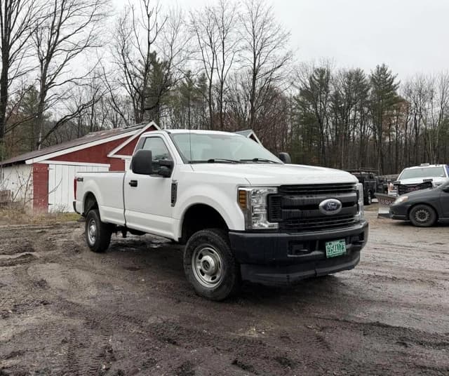 Image of Ford F-250 equipment image 2