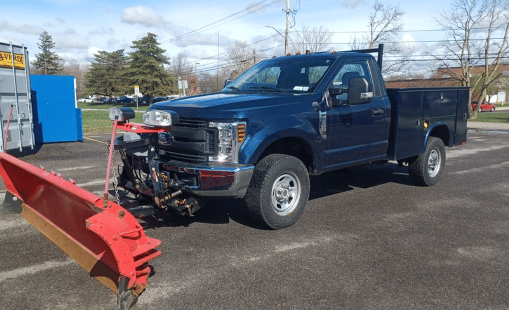 2019 Ford F-350 Equipment Image0