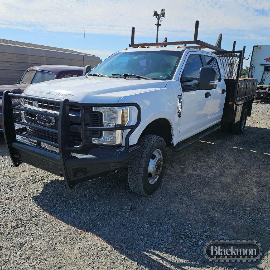 Image of Ford F-350 Primary image